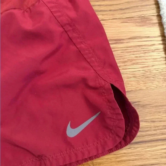 Nike Dri-Fit Running Shorts size Medium - Picture 2 of 8